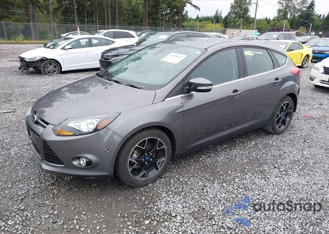 2012 Ford Focus Titanium z USA, uszkodzony, nr VIN 1FAHP3N28CL210557